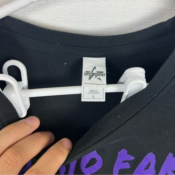 Startee Men’s Banjo Earth Alien Tee Shirt - Picture 5 of 9